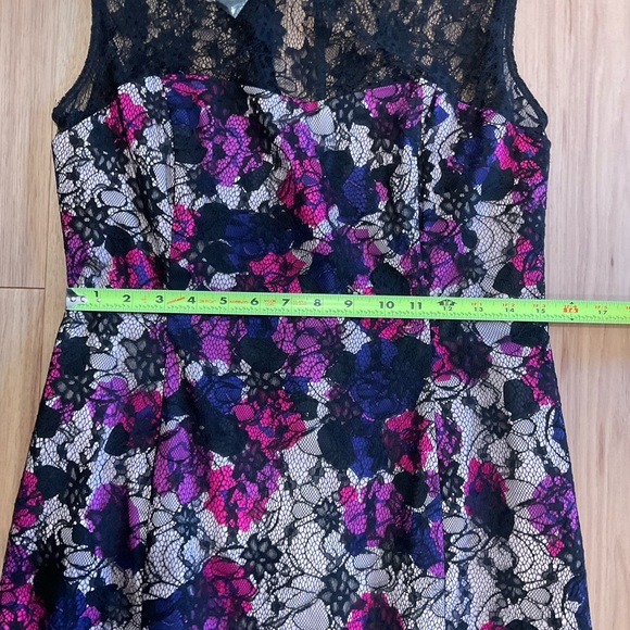French Connection Lace Sheath Dress, Size 10 - Picture 7 of 11